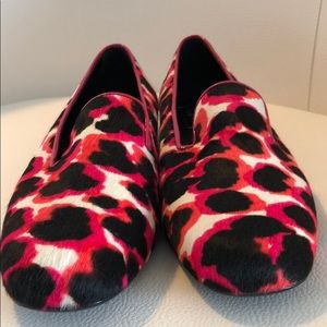New Roger Vivier cloth flats red